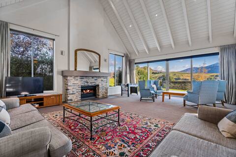 Queenstown Lifestyle & Lakeview. Hidden Retreat.