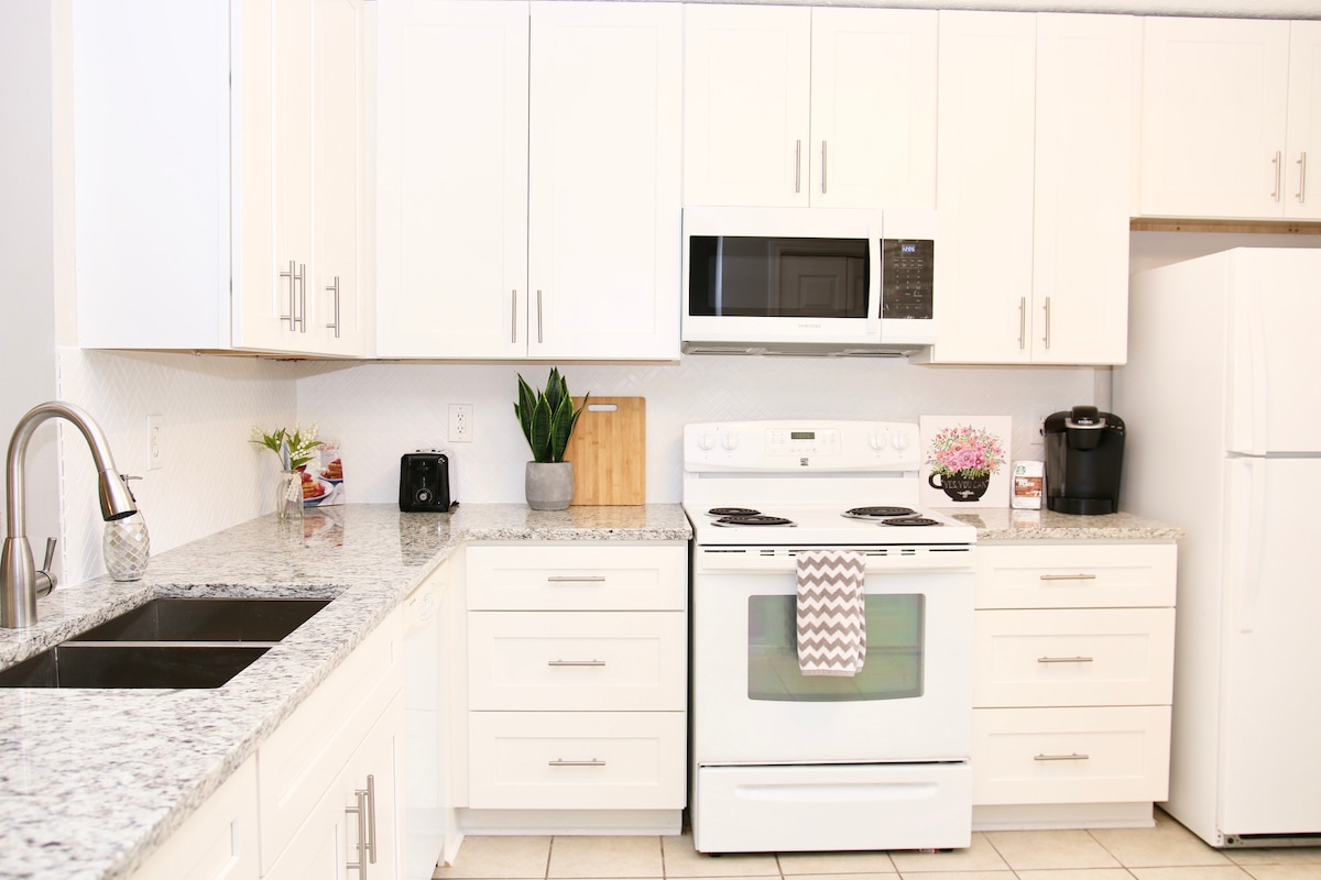Cute and spacious house just for you!
