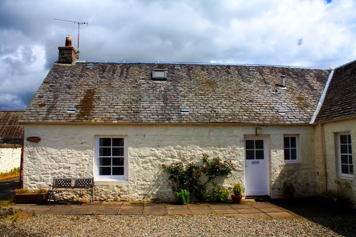 'The Bothy' at Gartur - Cozy estate cottage