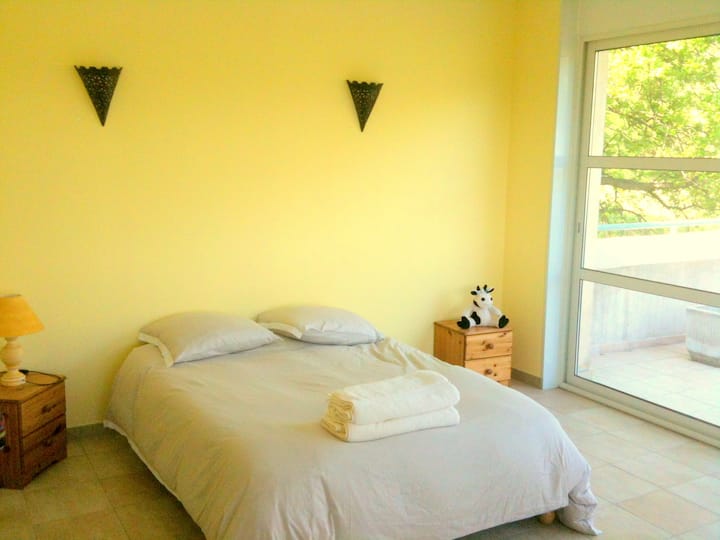 ห้องสีเหลือง