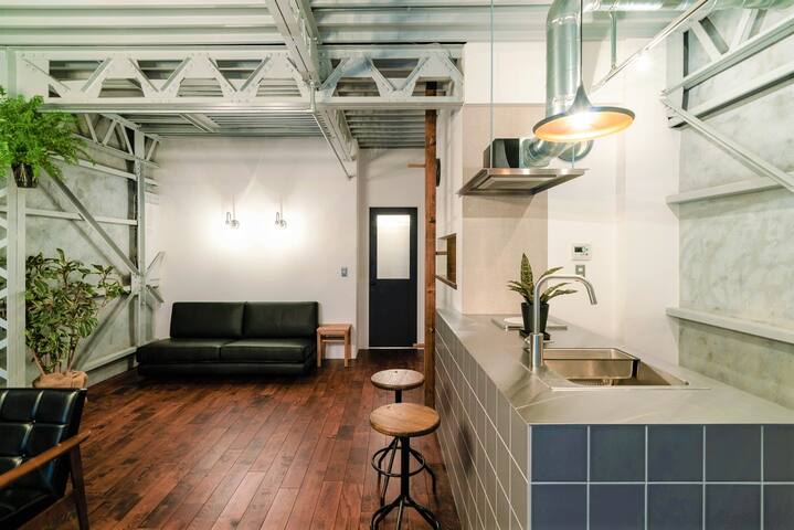4BR w/ 2 showers @Best Location for touring Tokyo gallery image 4