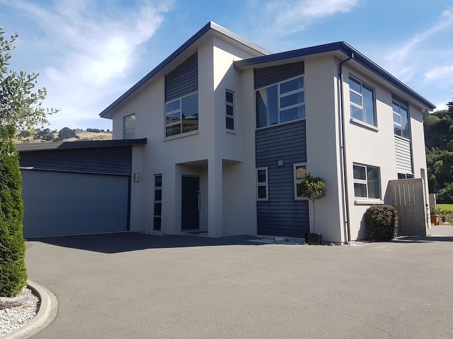 Located at end of private lane with lots of parking