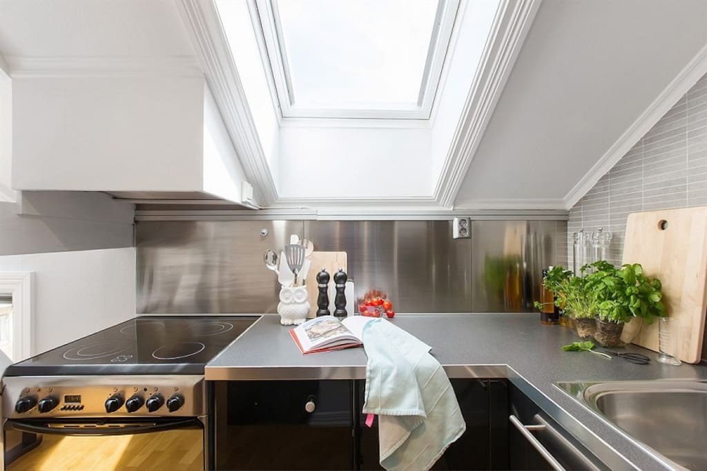 Kitchen (II)