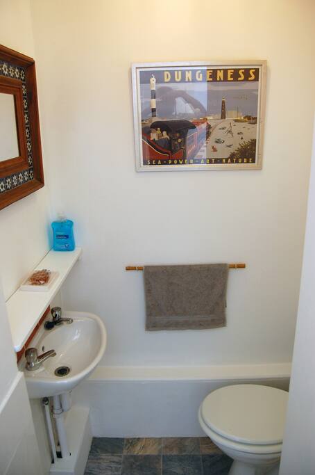 Toilet en suite to guest room.