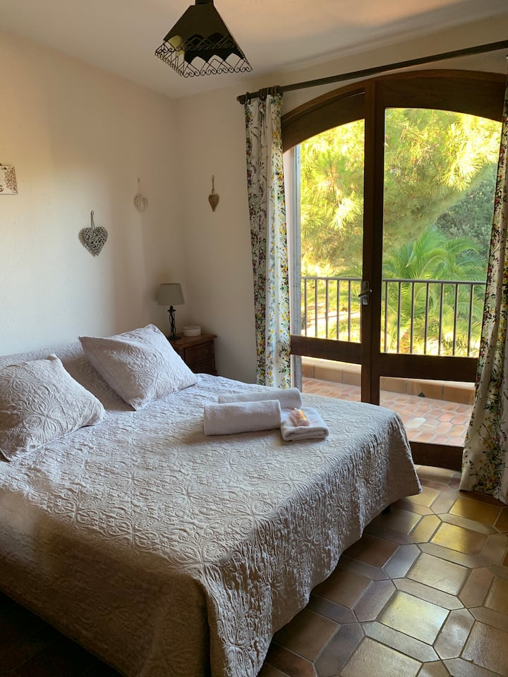 ห้องนอนที่ 5 ชั้นบน