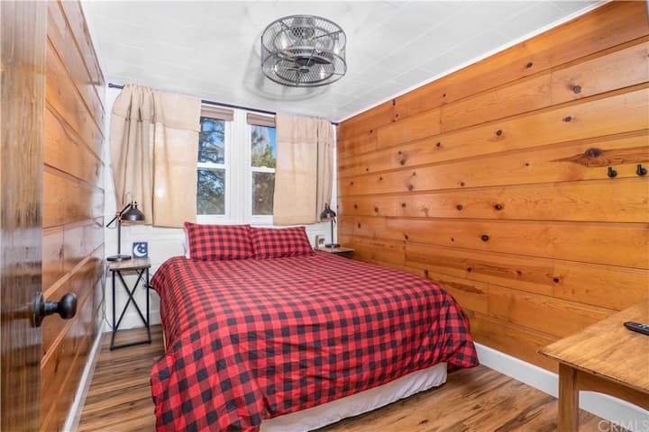 غرفة النوم 1