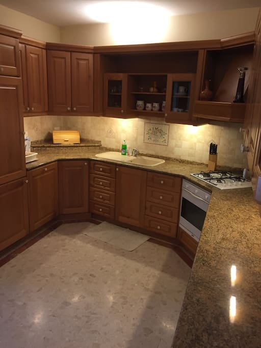 Fully equipped kitchen