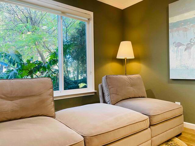 ❤️ Large Modern Luxurious Villa Near SFO gallery image 5