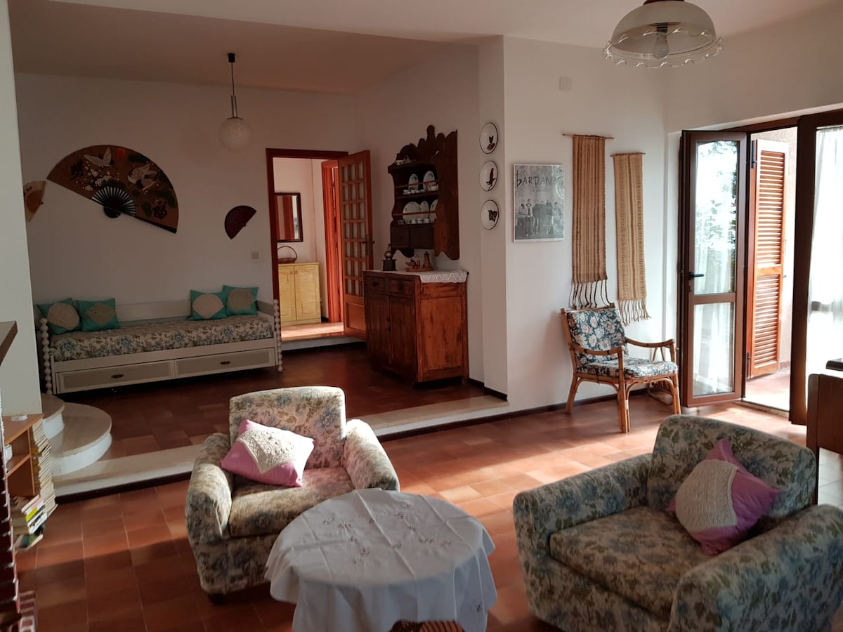 غرفة المعيشة