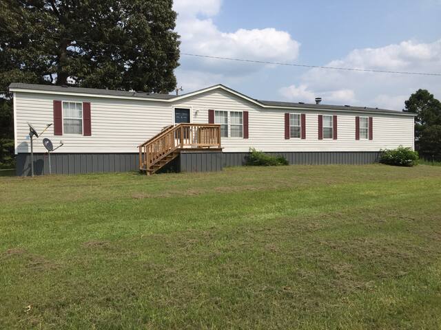 Airbnb Goshen Vacation Rentals Places To Stay Alabama