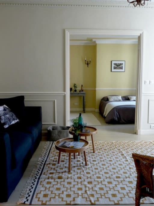 living room and bedroom / salon-pièce à vivre et chambre