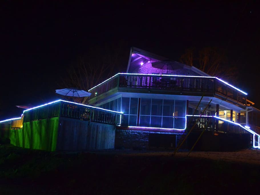 Enjoy an amazing outdoor lighting on the house, pool area, balcony and more!