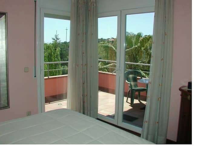 Pogled na terasu glavne spavaće sobe