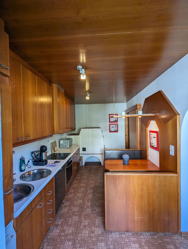 Spacious Room In Tyrolean Flat - Innsbruck