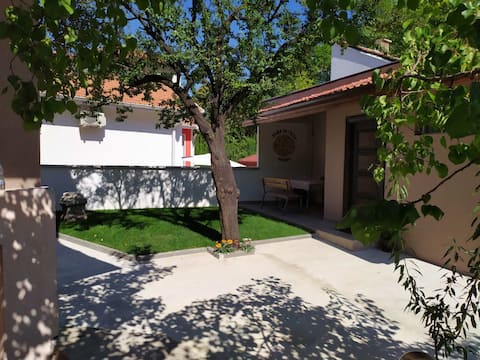 House "Folis" - offers you coziness, comfort and attention