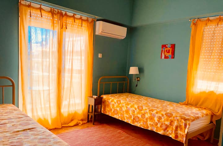 One of the 3 bedrooms.Warm and relaxed atmosphere.One of the 3 bedrooms. Warm atmosphere and a sense of calm.