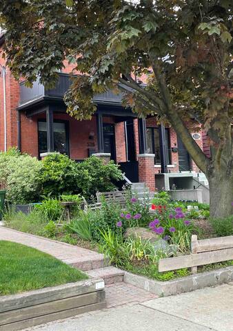 TORONTO HOME FOR RENT gallery image 2