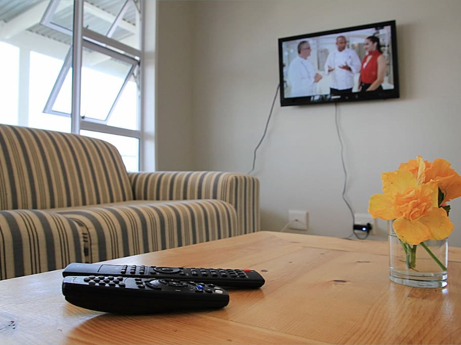 Lounge with tv