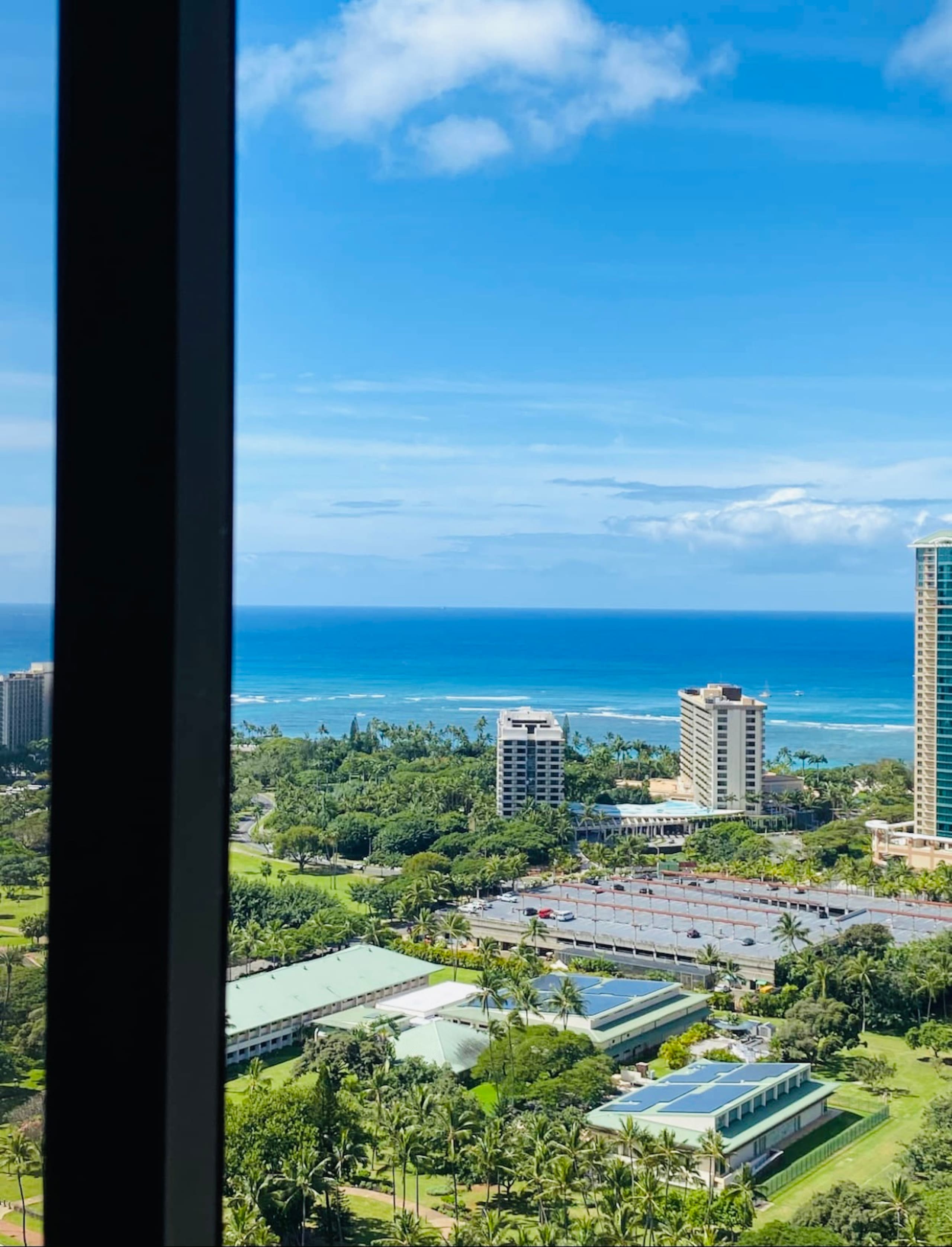 Condo in Honolulu · ★4.58 · 2 bedrooms · 3 beds · 2 baths - Image 4