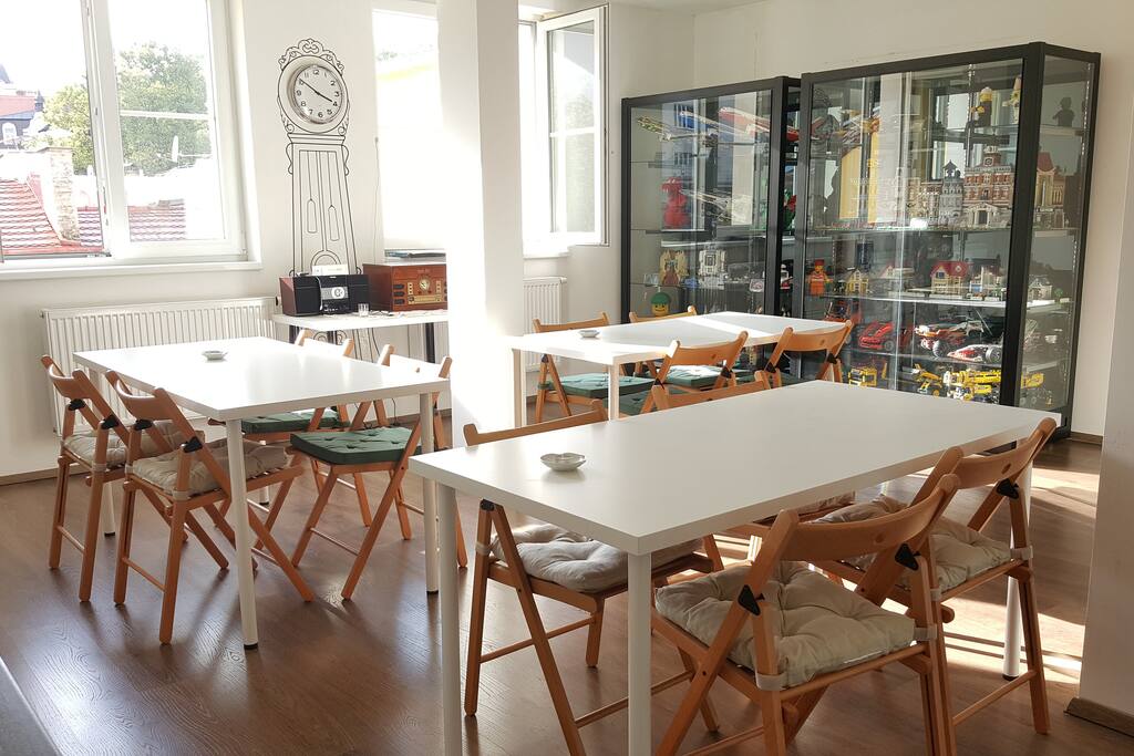 Public Kitchen