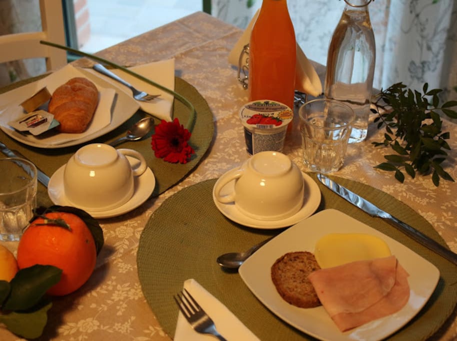 COLAZIONE