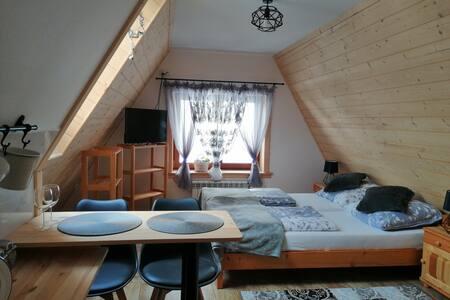 A cozy place for two people with grat view!