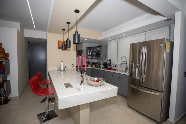 Luxurious building, heated pool and more, Condesa gallery image 3