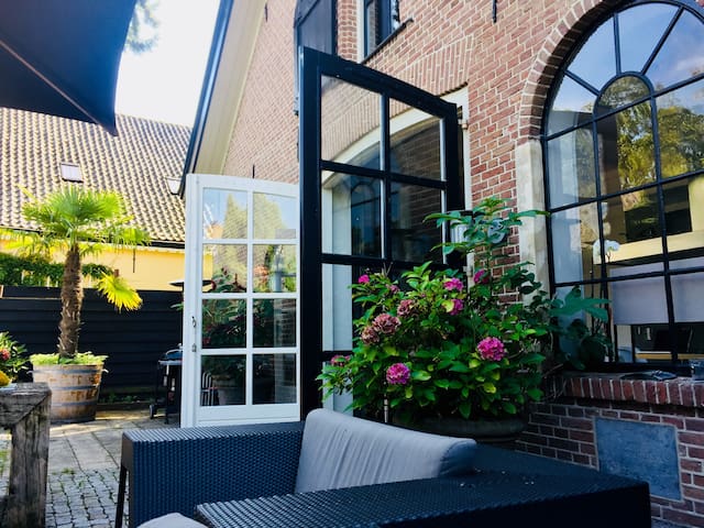 Monumental B&B "De Smederij" in Amerongen