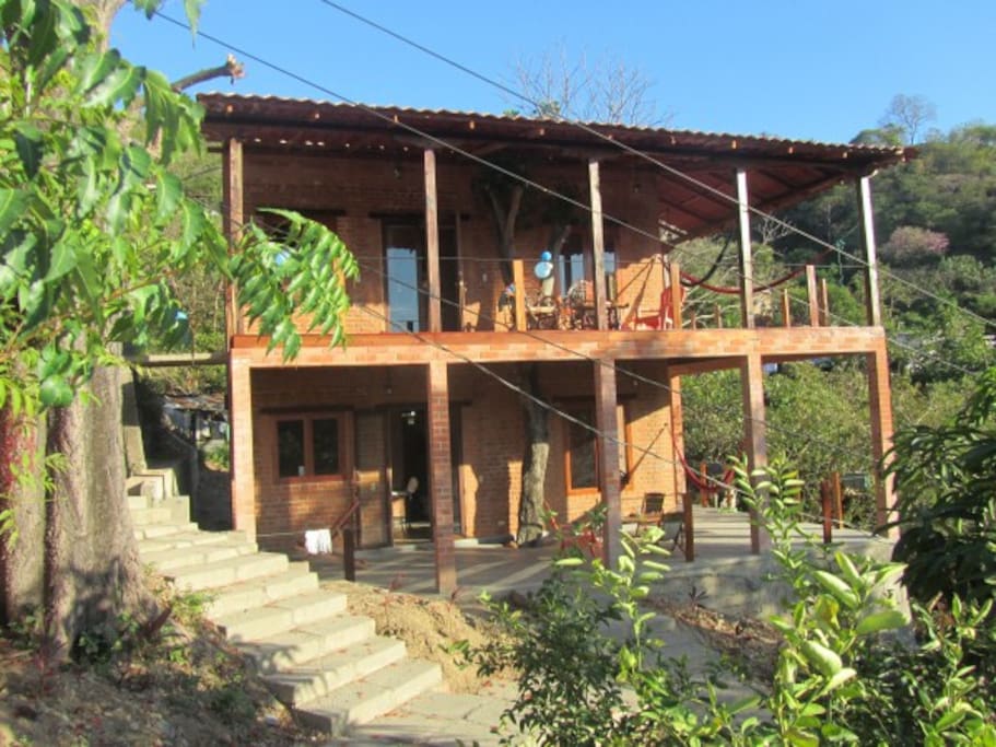 Apartment is on the ground floor / Apartamento es la planta baja