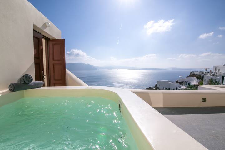 Two Bedroom Villa, Outdoor Hot Tub – Aloia Villas gallery image 2