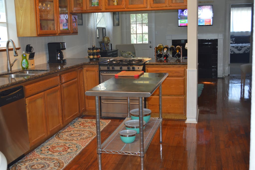 Open Kitchen