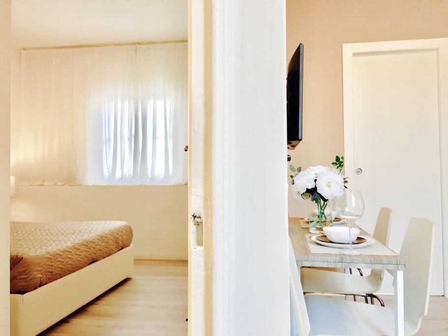 Bedroom/living room