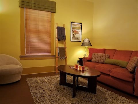 Top Airbnb: The Coffee House Cottage in Ogden