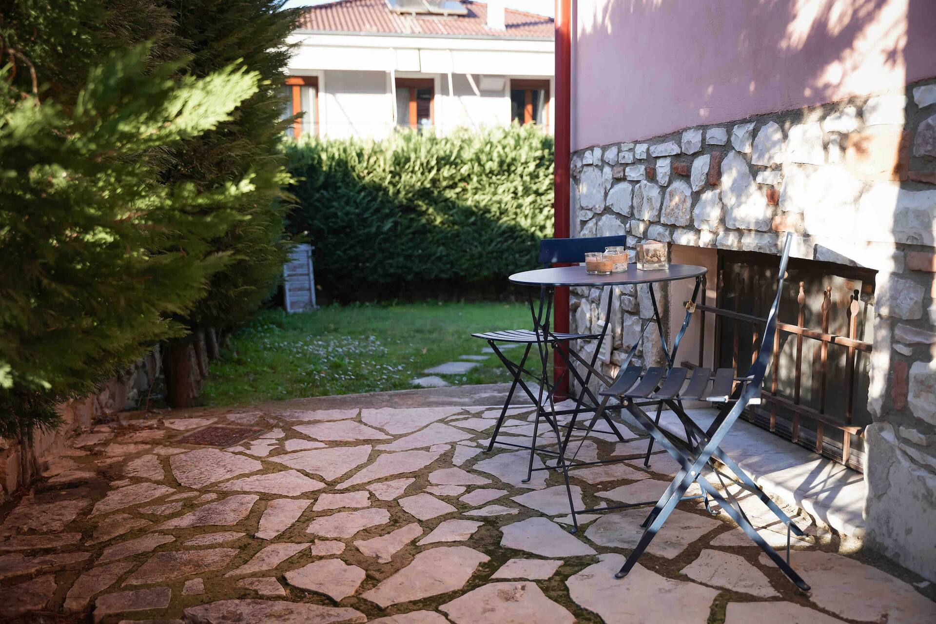 Leonidas house