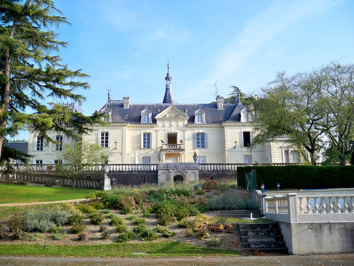 Vineyard Suite (#1) 1-bedroom Suite With Pool - Bourgueil