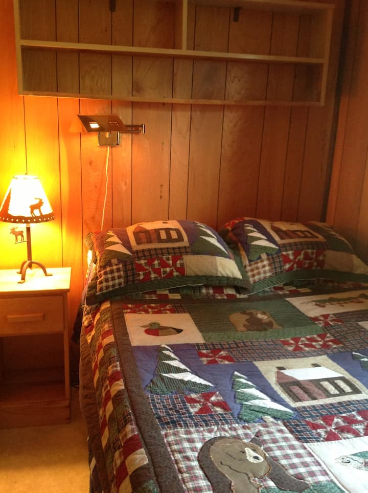 Dhomë gjumi me krevat dopio.