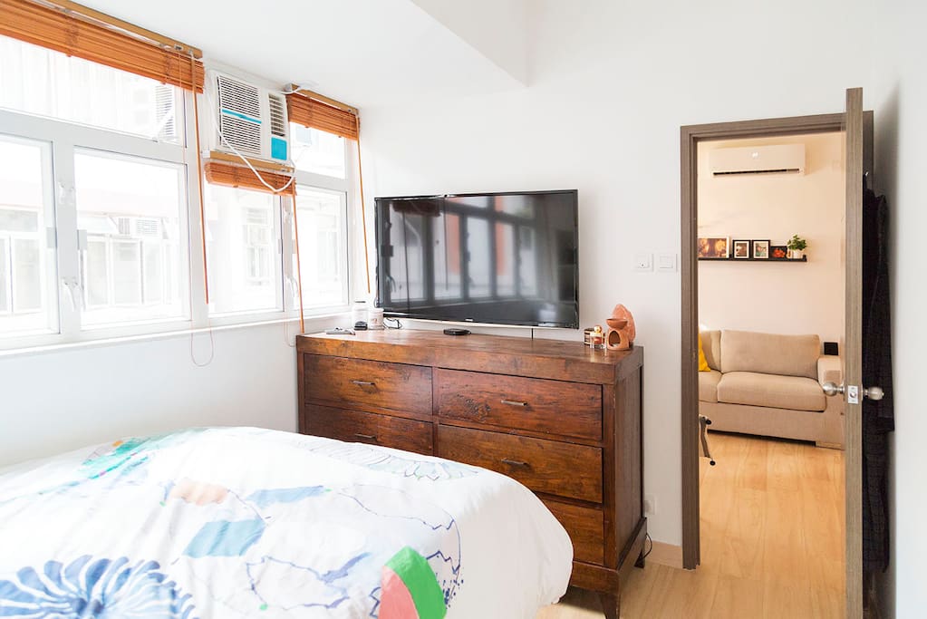 Bedroom- TV in bedroom with Netflix subscription.