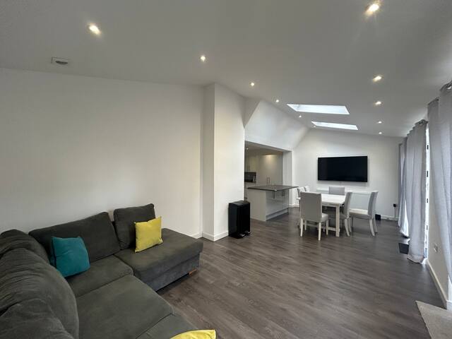 Your Manga House Near CO-OP LIVE Ethihad gallery image 4