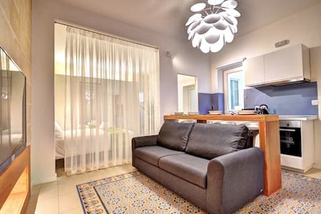 Boutique Studio in Valletta (1)