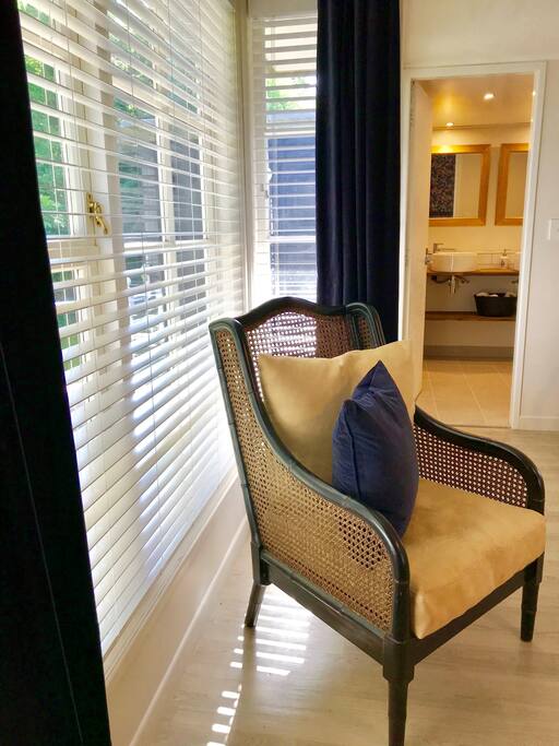 Light & bright with Armchair