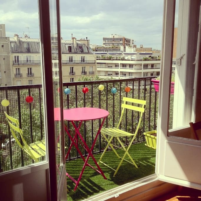 Le balcon, orienté à l'ouest