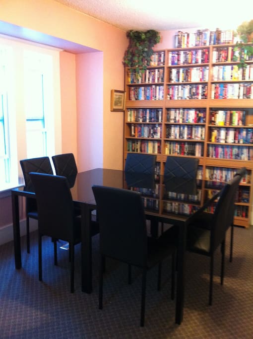 Common Area dining area (main floor)