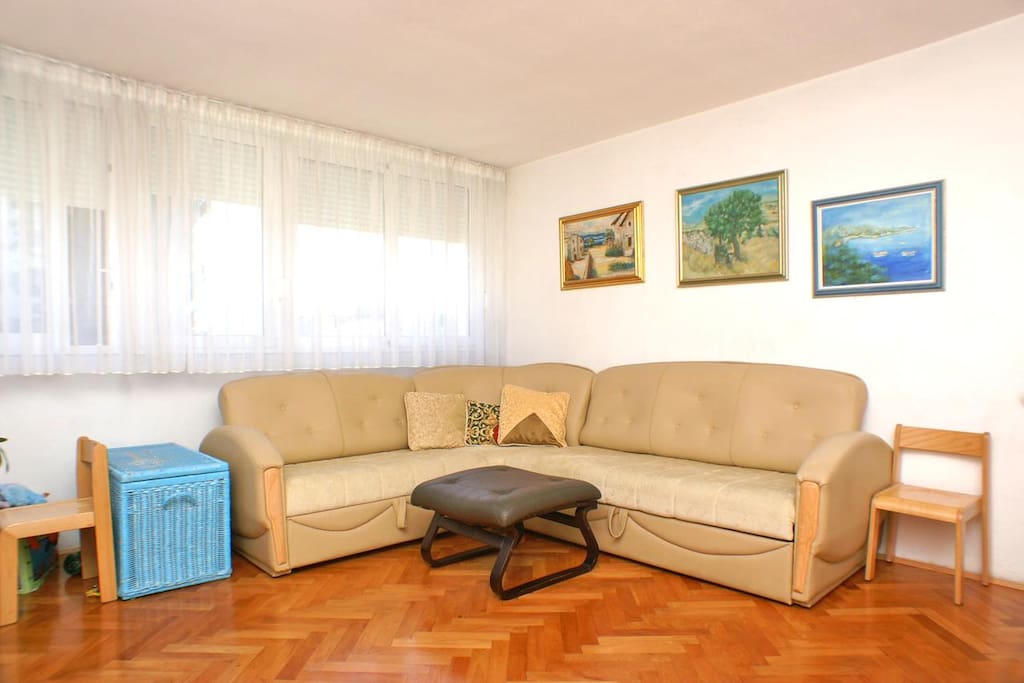 Living room, Surface: 20 m²