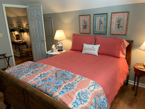 Nana's Retreat -Private 1 Bedroom/1 Bath Apartment