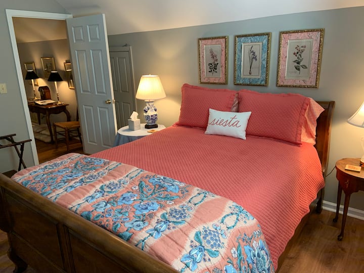 Nana's Retreat Private 1 Bedroom/1 Bath Apartment Guest suites for