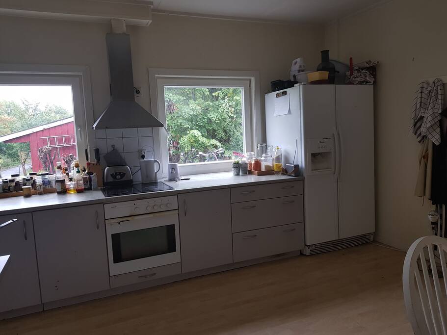 Kitchen (where the magic happens)