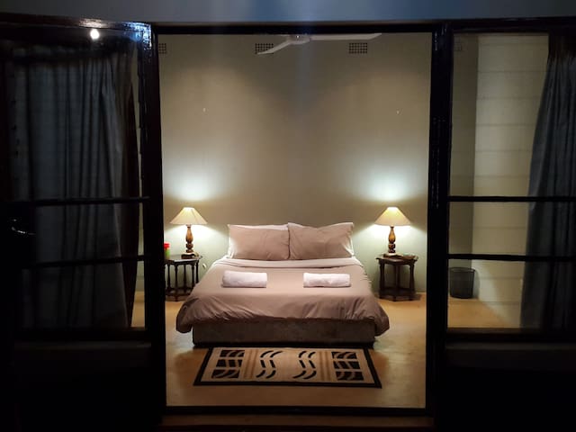 Gecko Hideaway Double Room