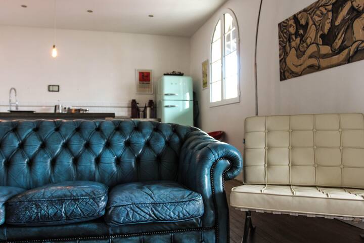 Download Une chambre longue plage For Free