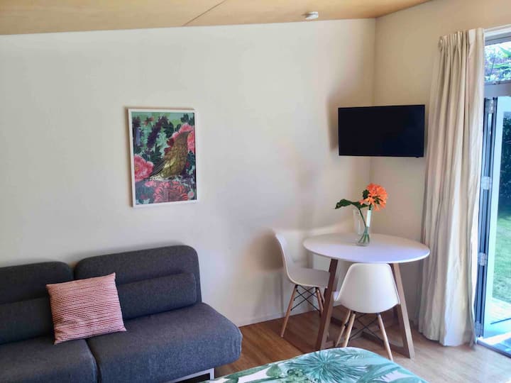 10 Best Airbnb Vacation Rentals In Pepin Island, New Zealand Trip101