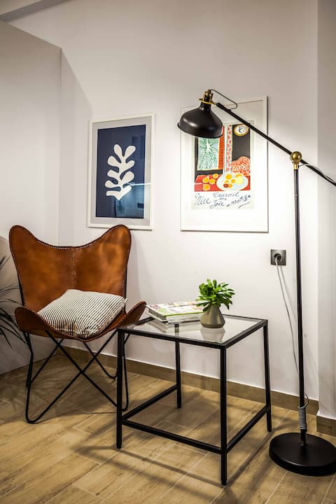 Top performing Airbnb: "Left" urban style cosy apartment in 2η κοινότητα ηρακλείου ανατολική